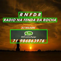 Radio na fenda da rocha