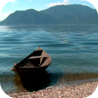 Лодка на озере HD